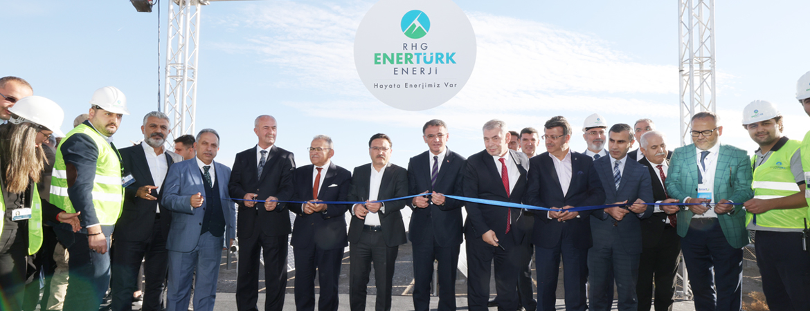 Doğu Anadolu’nun Güneş Takip Sistemli  En Büyük Güneş Enerji  Santrali Açıldı